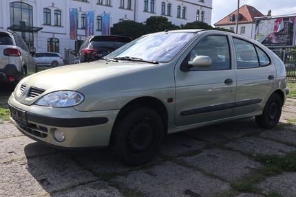 Renault Megane 148.000 km 799 &euro; Dresden 01237