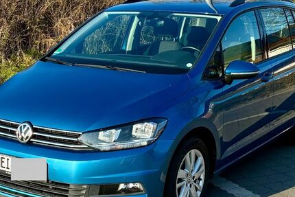 VW Touran 49.000 km 21.600 &euro; Heide 25746