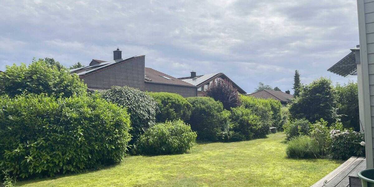 Einfamilienhaus Burghausen - 9 Zimmer, 315 m&sup2;, 720.000&euro; | Angebot:26451459