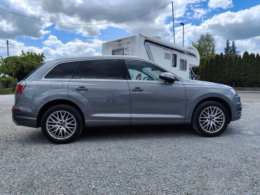 Q7