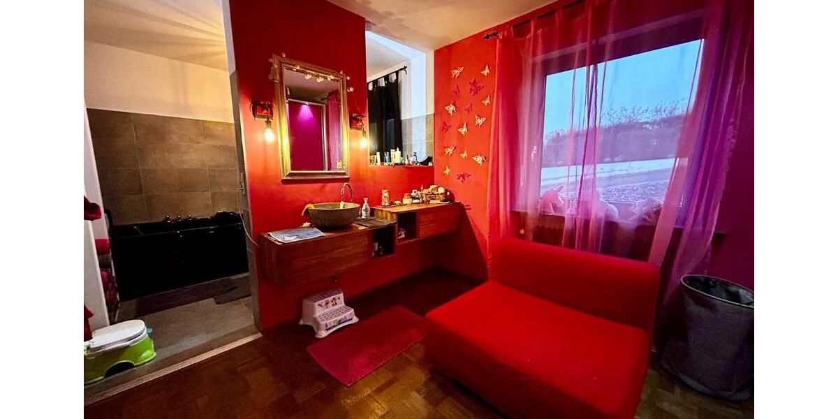 Traumhaus mit Einliegerwohnung & Weitblick – provisionsfrei 9 zimmer