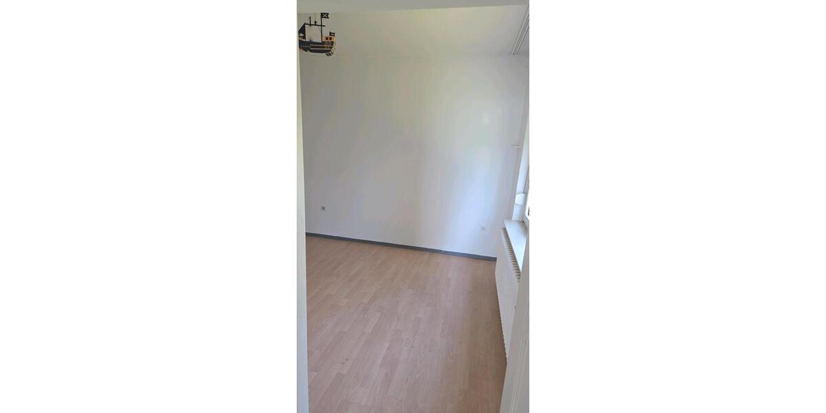Erdgeschoßwohnung Großefehn - 4 Zimmer, 120 m&sup2;, 1.400&euro; | Angebot:26357090