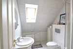 Großes modernisiertes EFH + EBK + Wintergarten + 3 Bäder mit 2 Stellplätzen vor dem Haus