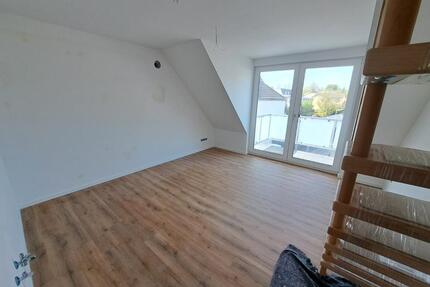 Dachgeschoss Wohnung Neubau Barrierearm mit Fahrstuhl