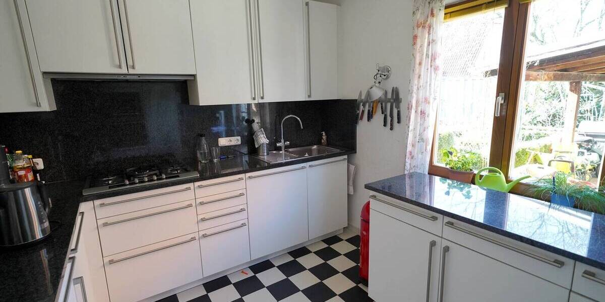 Großzügiges Wohnhaus-Grundstück mit Bebauungsmöglichkeit 8 zimmer