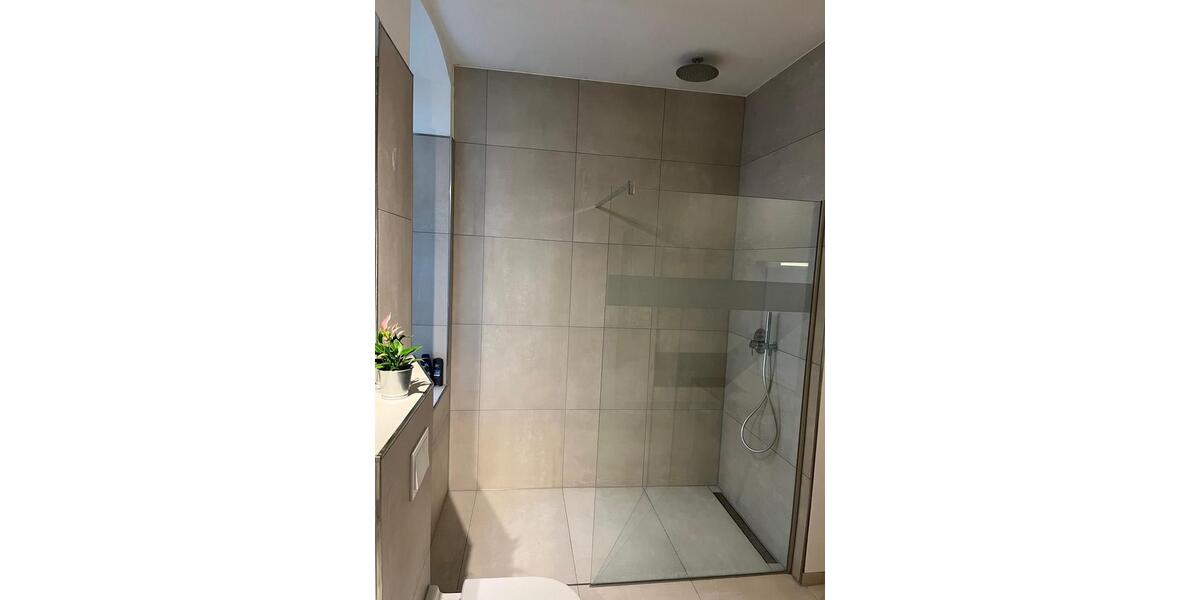 Erdgeschoßwohnung Hannover Nord - 3 Zimmer, 77 m&sup2;, 1.250&euro; | Angebot:25049550