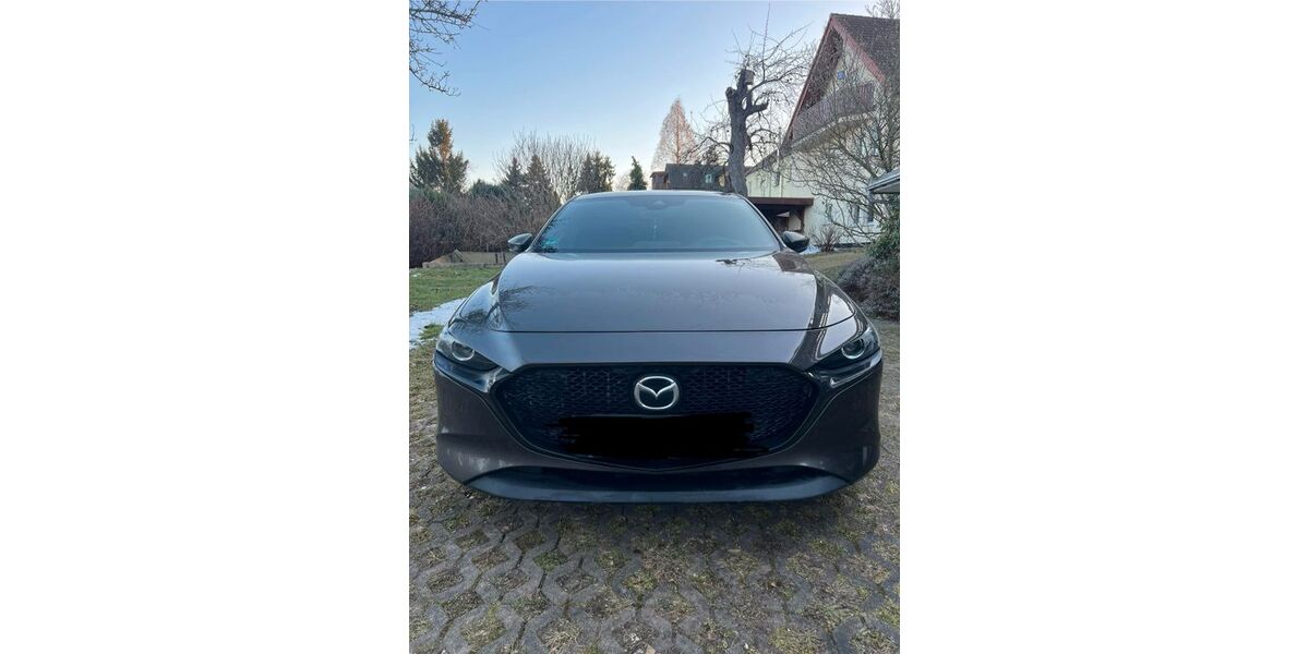 Mazda 3 102.000 km 16.000 &euro; Dresden 01067