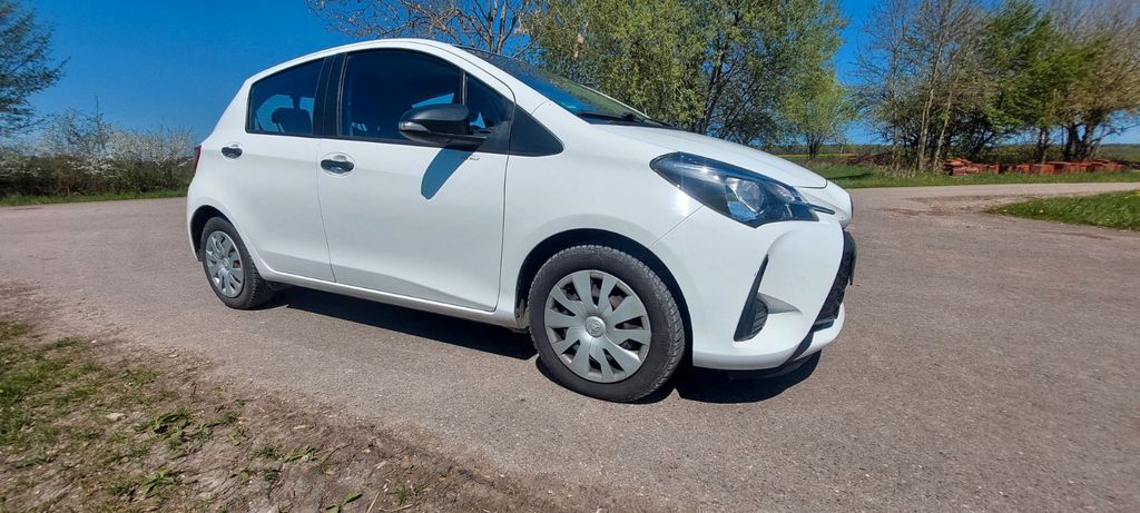 Toyota Yaris 106.069 km 7.999 &euro; Marxheim 86688