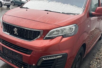 Peugeot Traveller 87.900 km 23.999 &euro; Fürthen 57539