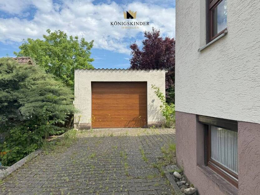 großzügiges Reiheneckhaus - Ausbaupotenzial - ruhige Lage