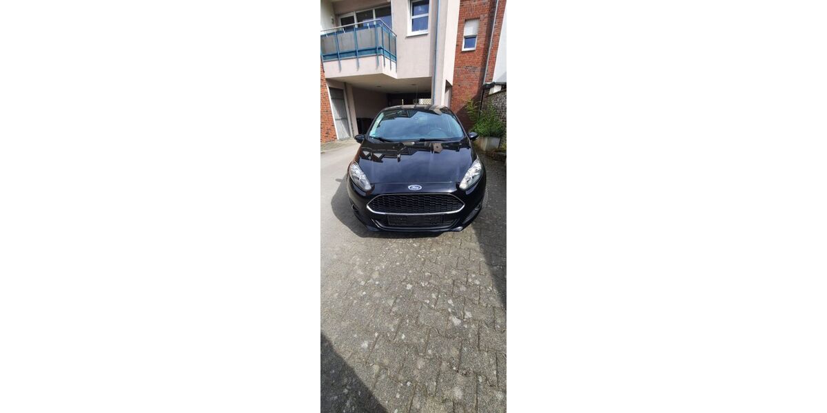 Ford Fiesta 143.123 km 6.800 &euro; Mönchengladbach 41238
