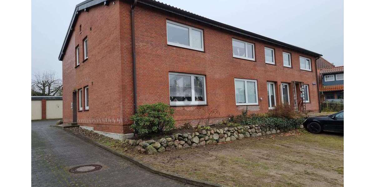 Einfamilienhaus Eutin - 12 Zimmer, 392 m&sup2;, 599.000&euro; | Angebot:25549709