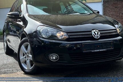 VW Golf VI Team Lim*SHZ*Klima*PDC*Tempo* 206.982 km 4.990 € Berlin 13187