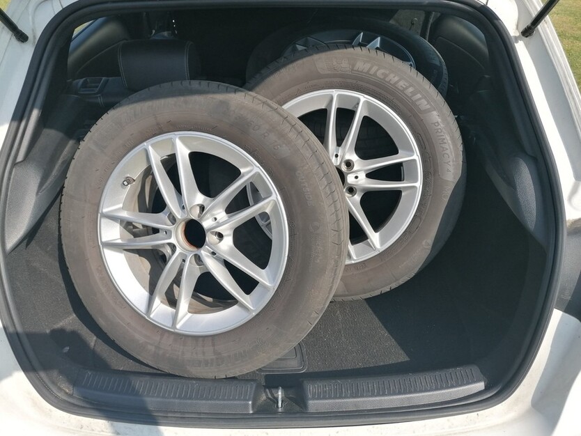 Mercedes-Benz A 180 118.096 km 15.700 € Sendenhorst 48324