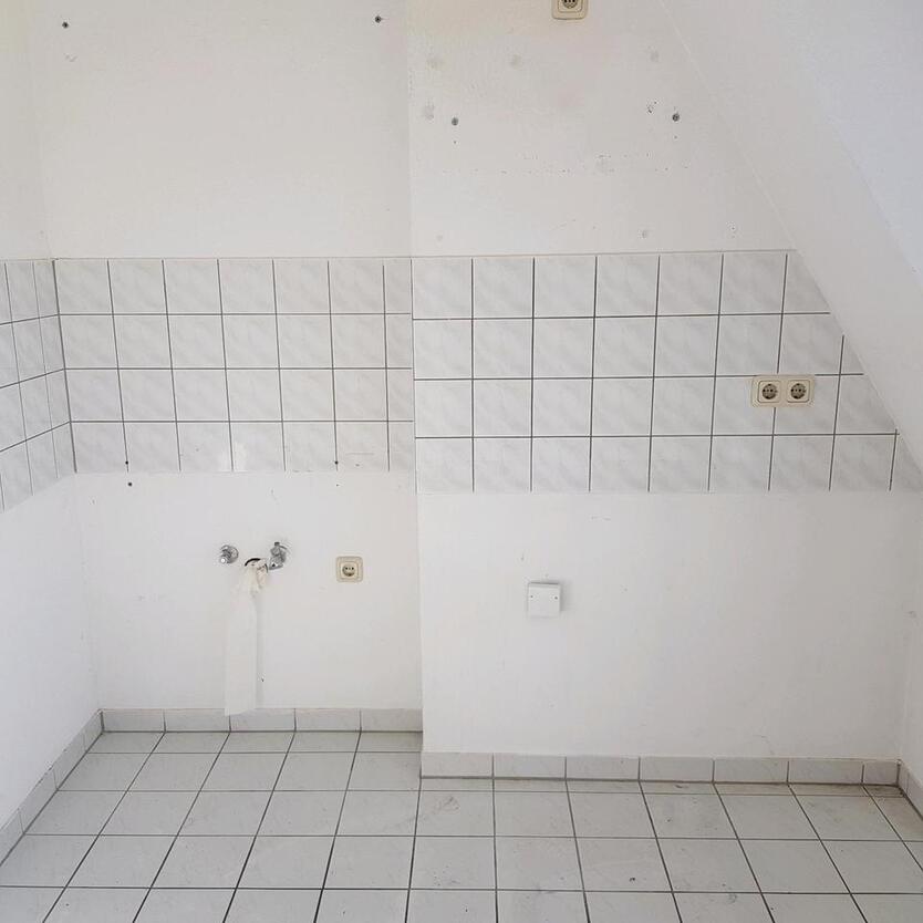 ab 1 juni 4-Zimmer Wohnung Zu vermieten