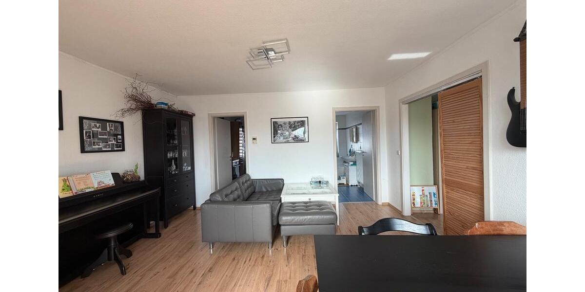 Etagenwohnung Senftenberg - 2.5 Zimmer, 70 m&sup2;, 700&euro; | Angebot:25928823