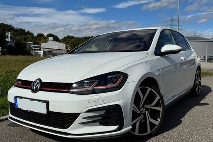 VW Golf 64.000 km 22.599 &euro; Rheinfelden 79618