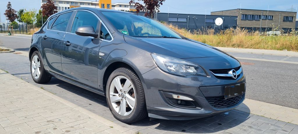 Opel Astra 133.444 km 7.400 € Limburg 65551