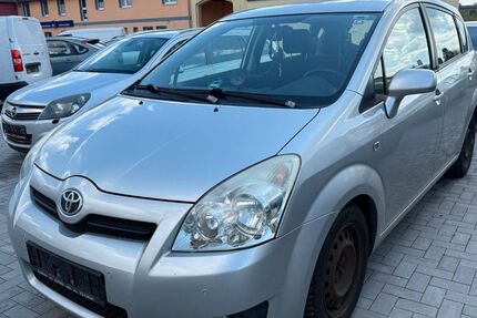 Toyota Corolla Verso 300.000 km 1.550 &euro; Bad Langensalza 99947