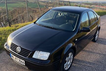 VW Bora 149.000 km 1.800 &euro; Weinsberg 74189