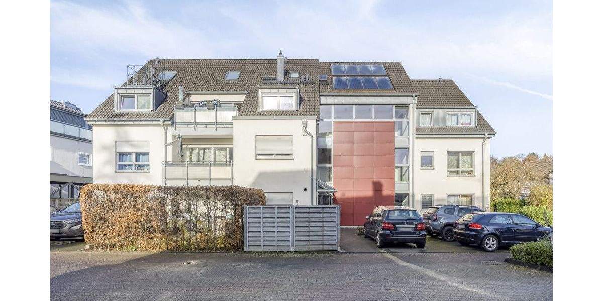 Top gepflegtes Neun-Familienhaus in guter Lage von Bergisch-Gladbach - Mehrfamilienhaus, Wohnhaus Bergisch Gladbach Gladbach | Angebot:23973693