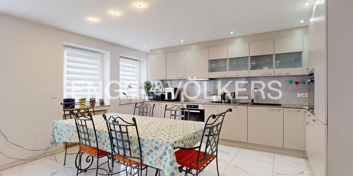 Etagenwohnung Moers Moers-Mitte - 5 Zimmer, 156 m&sup2;, 375.000&euro; | Angebot:25709623