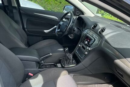 Ford Mondeo 46.500 km 7.950 € Mannheim 68309