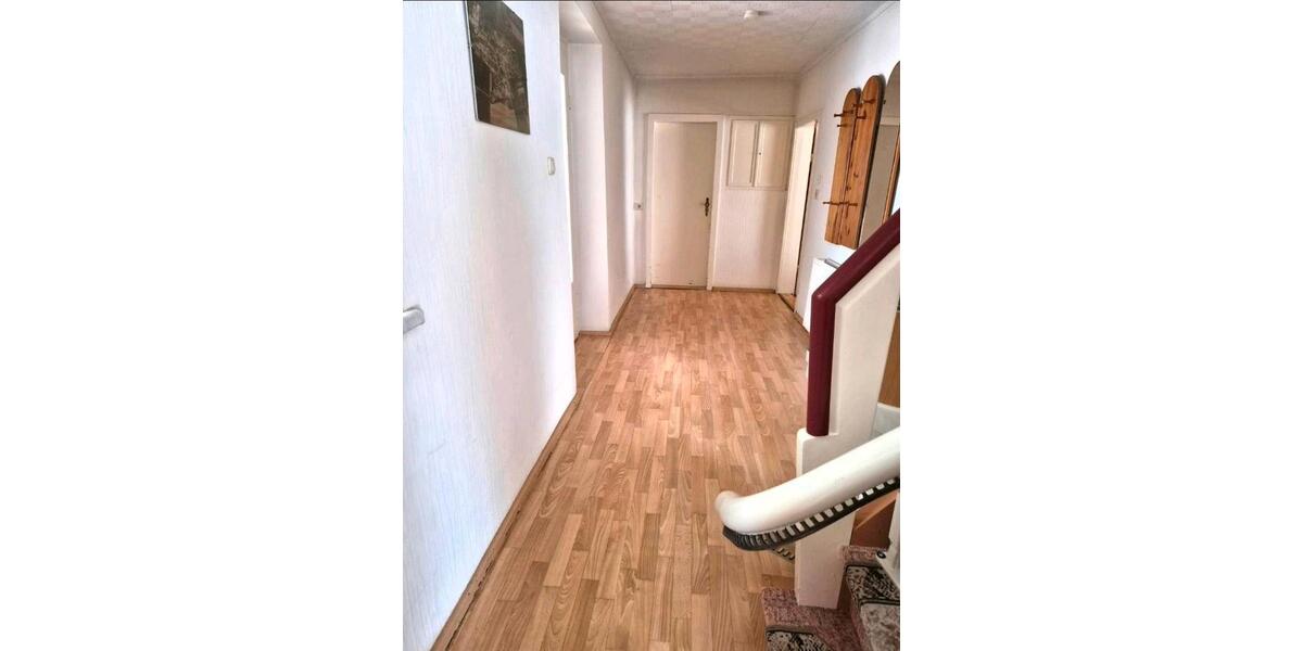Einfamilienhaus Ballenstedt - 2 Zimmer, 104 m&sup2;, 74.000&euro; | Angebot:27073197