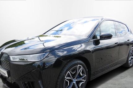 BMW iX 48.125 km 45.890 &euro; Aurich 26605