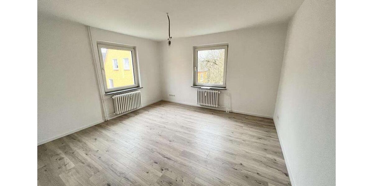 Etagenwohnung Bestwig - 3 Zimmer, 72 m&sup2;, 490&euro; | Angebot:26249893