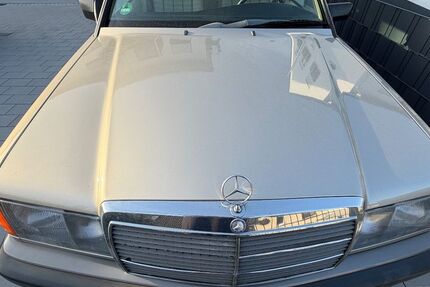 Mercedes-Benz 190 144.000 km 3.999 &euro; Fulda 36043