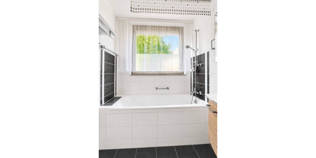 Etagenwohnung Bayreuth Altstadt - 4 Zimmer, 95 m&sup2;, 389.000&euro; | Angebot:26909232