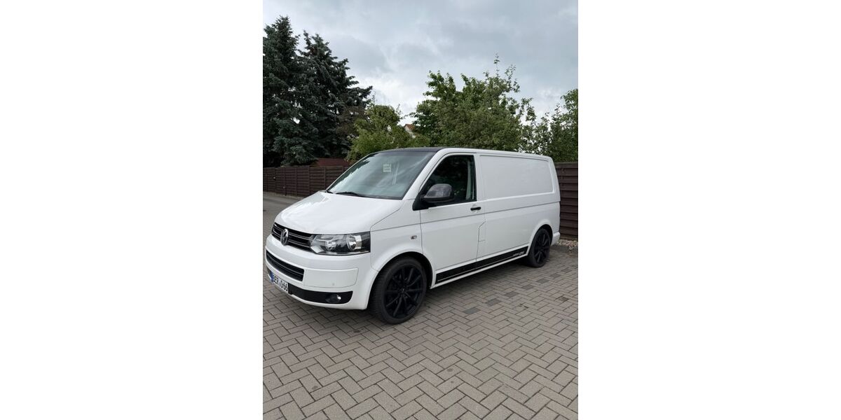 VW T5 Transporter 308.000 km 7.900 &euro; Bernau 16321