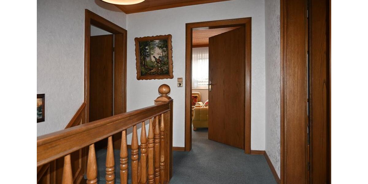 Einfamilienhaus Borken - 9 Zimmer, 158 m&sup2;, 310.000&euro; | Angebot:26689204