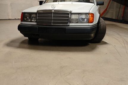 Mercedes-Benz E 260 160.000 km 3.900 &euro; Heiligkreuzsteinach 69253