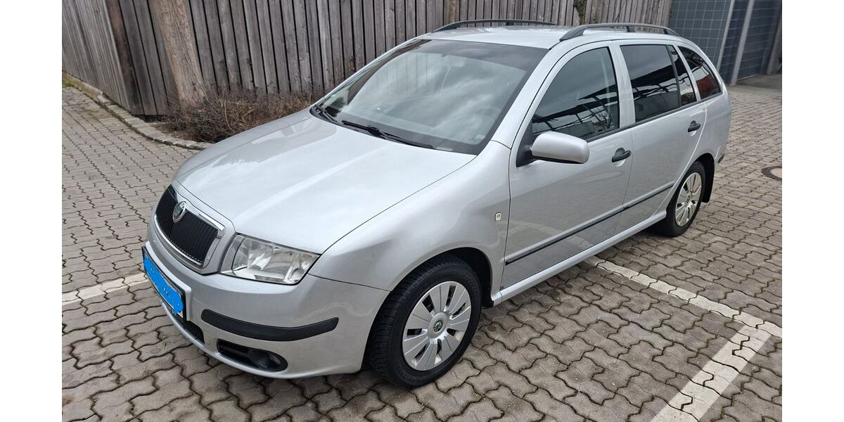 Skoda Fabia 115.600 km 2.990 &euro; Hilgertshausen-Tandern 86567