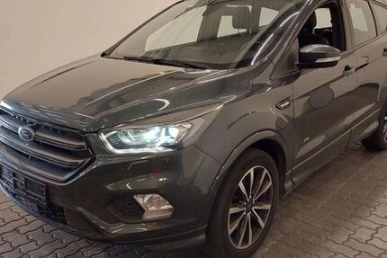 Ford Kuga 94.400 km 13.900 &euro; Hamburg 20537