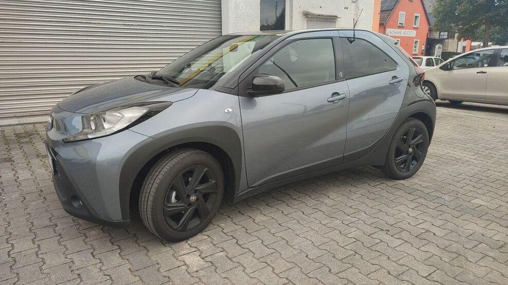 Toyota Aygo (X) 8.000 km 14.500 € Zell bei Würzburg 97299