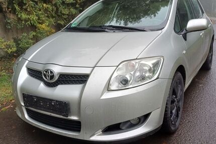 Toyota Auris 246.000 km 2.250 € Schotten 63679