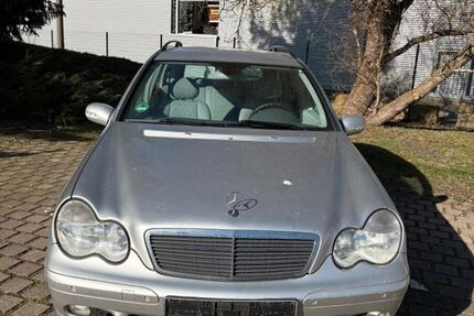 Mercedes-Benz C 180 206.000 km 1.500 &euro; Döbeln 04720