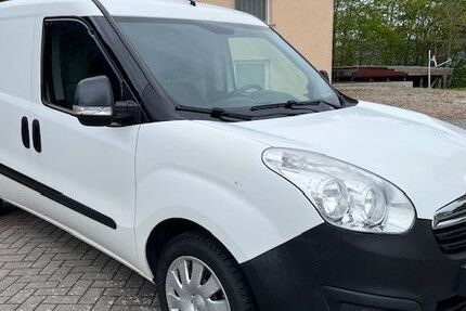 Opel Combo 121.000 km 5.990 &euro; Hemmoor 21745
