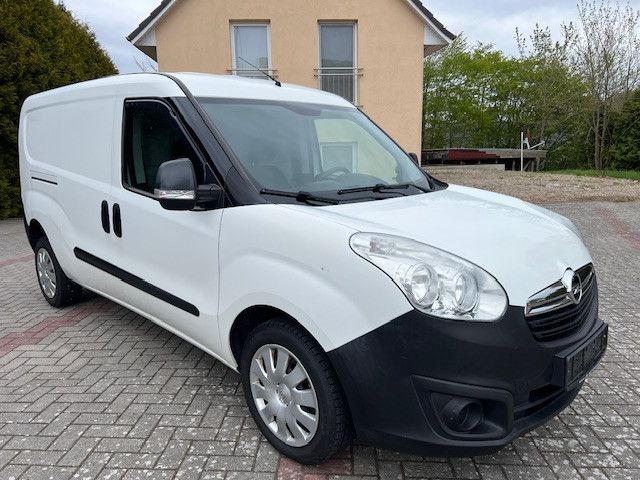Opel Combo 121.000 km 5.990 &euro; Hemmoor 21745