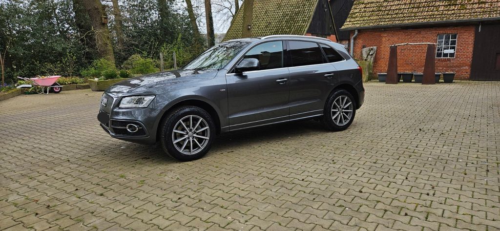 Audi Q5 222.000 km 14.690 &euro; Uelsen 49843