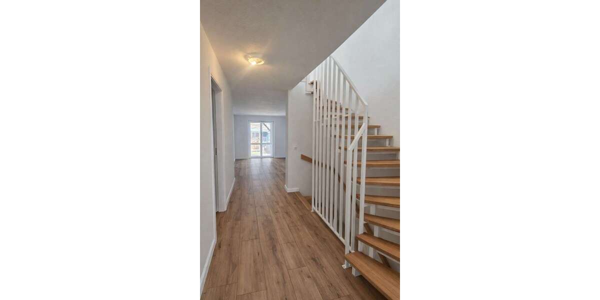 Einfamilienhaus Hönow Hönow - 4 Zimmer, 135 m&sup2;, 2.560&euro; | Angebot:25541688