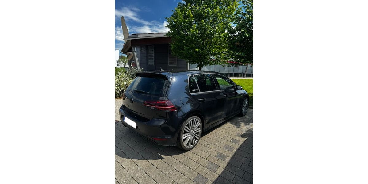 VW Golf 156.000 km 13.300 &euro; Schwäbisch Hall 74523