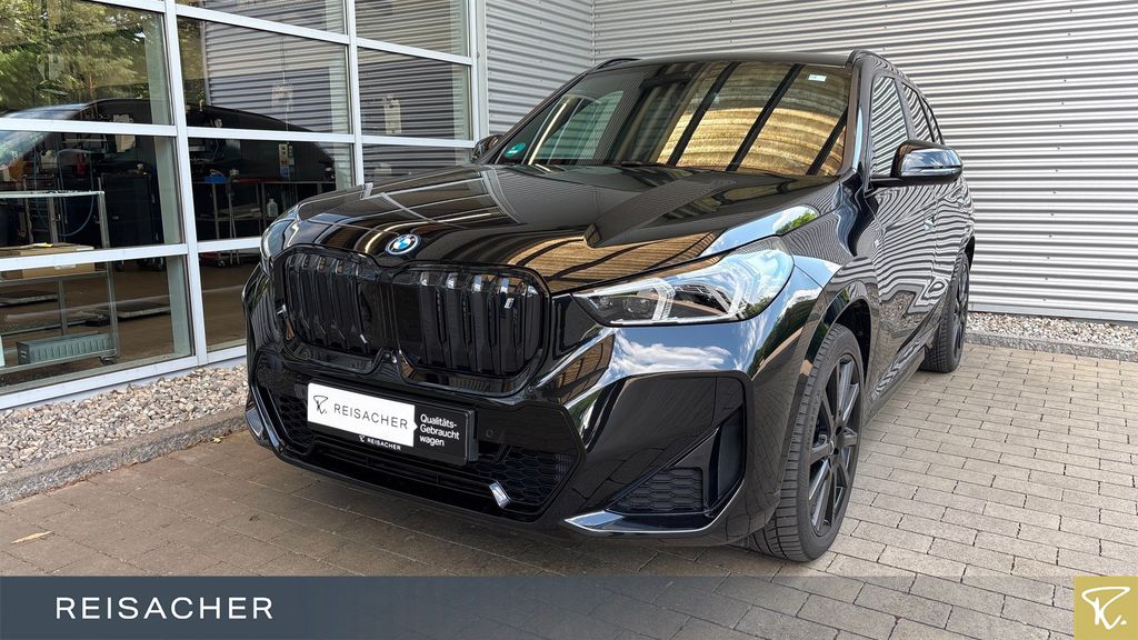 BMW iX1 18.103 km 42.990 &euro; Memmingen 87700