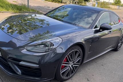 Porsche Panamera 99.000 km 65.898 &euro; Senden 89250