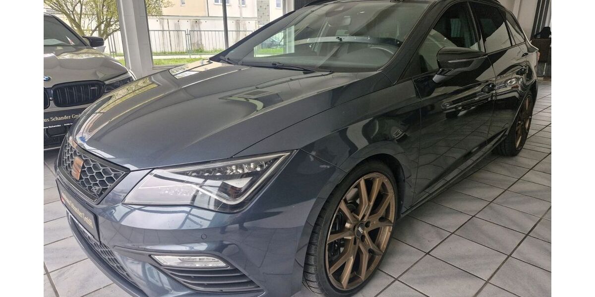 Seat Leon 120.833 km 19.989 &euro; Osterhofen 94486
