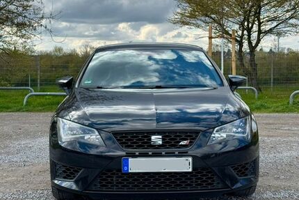 Seat Leon 172.000 km 14.199 &euro; Flein 74223