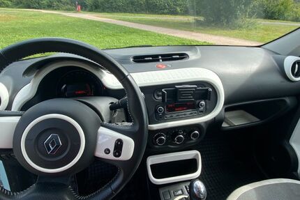 Renault Twingo 46.000 km 6.150 € Hamburg 22459